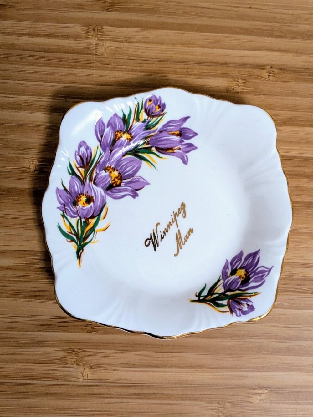 Royal Windsor Bone China Winnipeg Manitoba Trinket Tray – Purple Crocuses